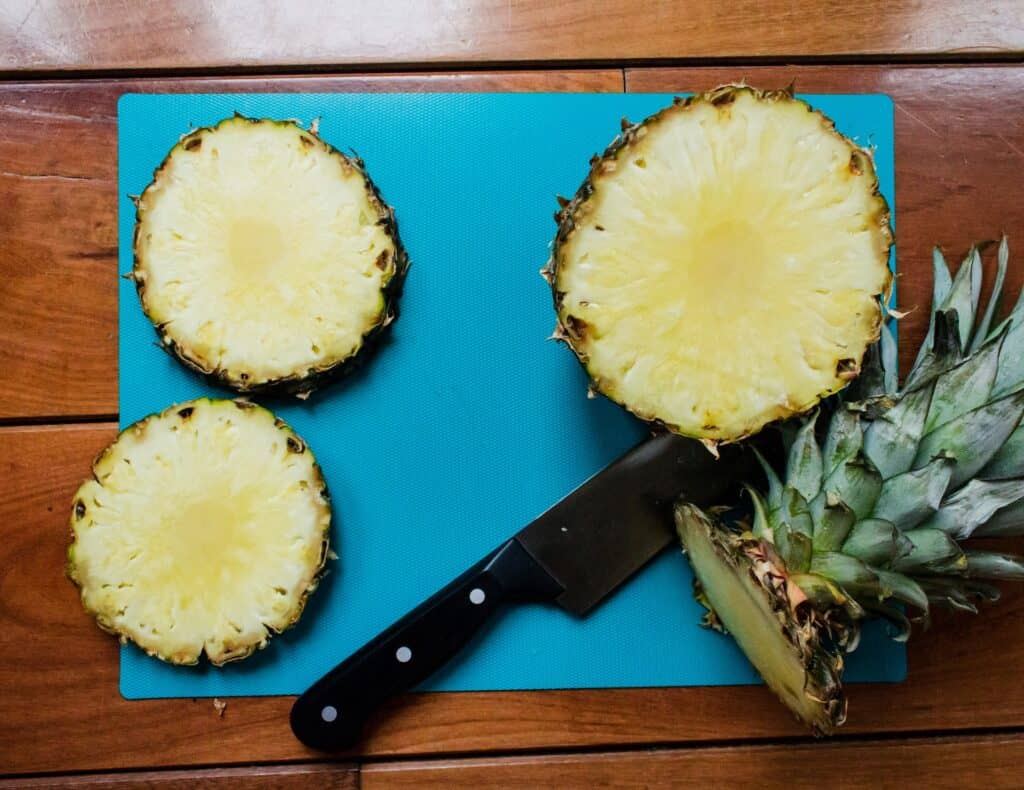 jak jíst ananas